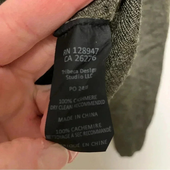 Nili Lotan 100% cashmere army green  v neck sweater - Picture 5 of 6